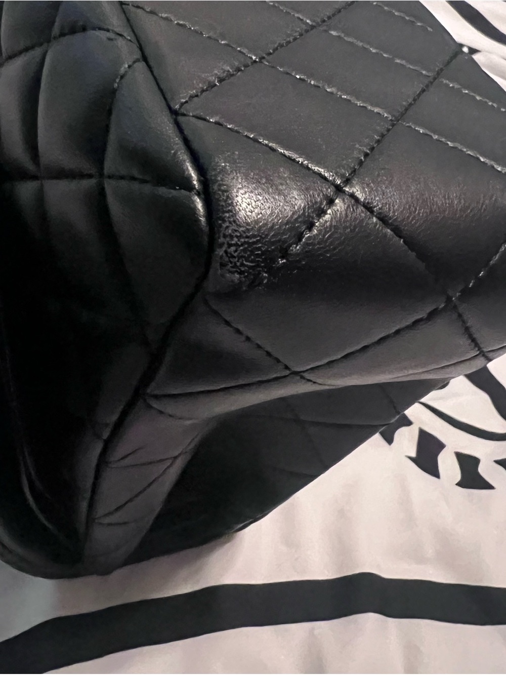 Leather Classic Quilted Black Shoulder Bag with Chain Strap - Picture 7 of 14